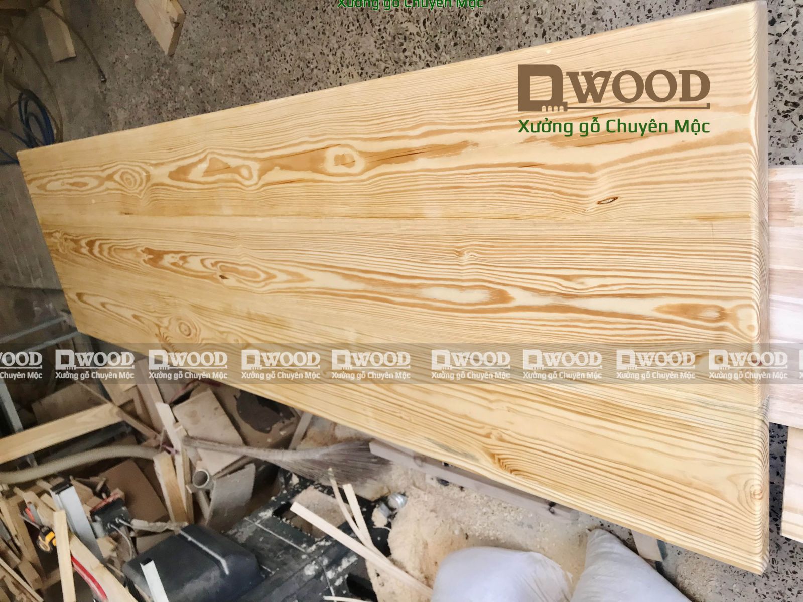 Mặt bàn gỗ thông Dwood theo yêu cầu 220 x 65 x 3
