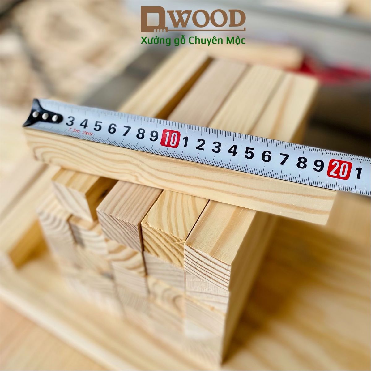 Thanh gỗ thông DWOOD vuông 3cm dài 20cm đã xử lý đẹp các bề mặt